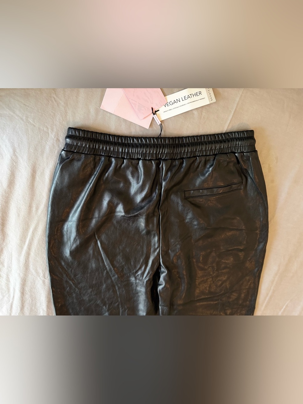 AVEC LES FILLES Black Vegan Faux Leather Jogger Pants Joggers - Picture 11 of 16